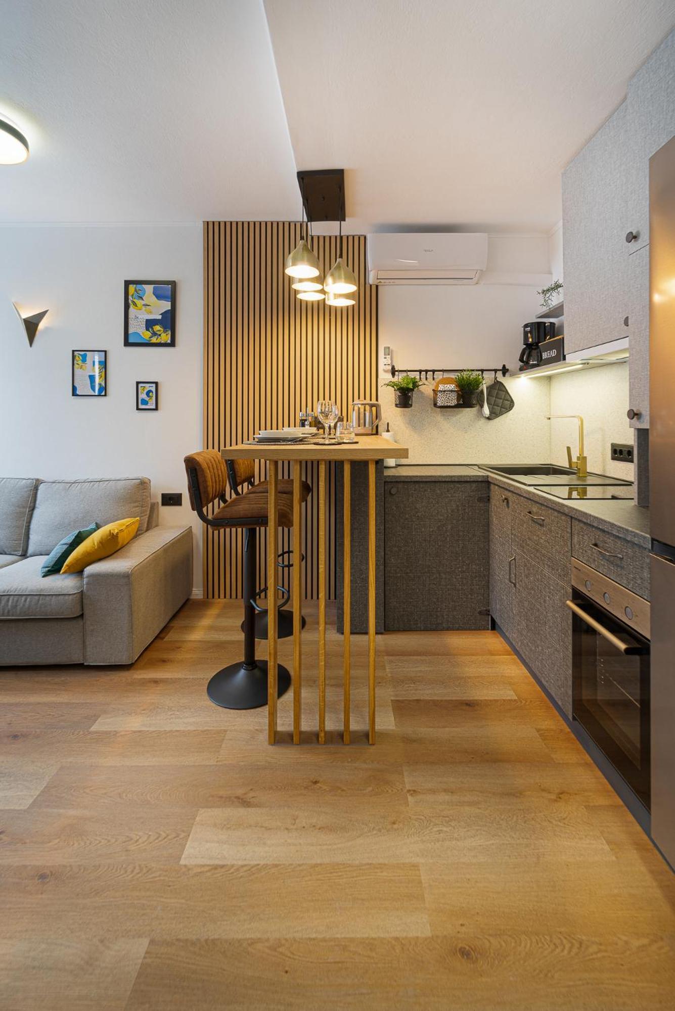 Studio Apartment Lemon & Sun Split Exterior photo
