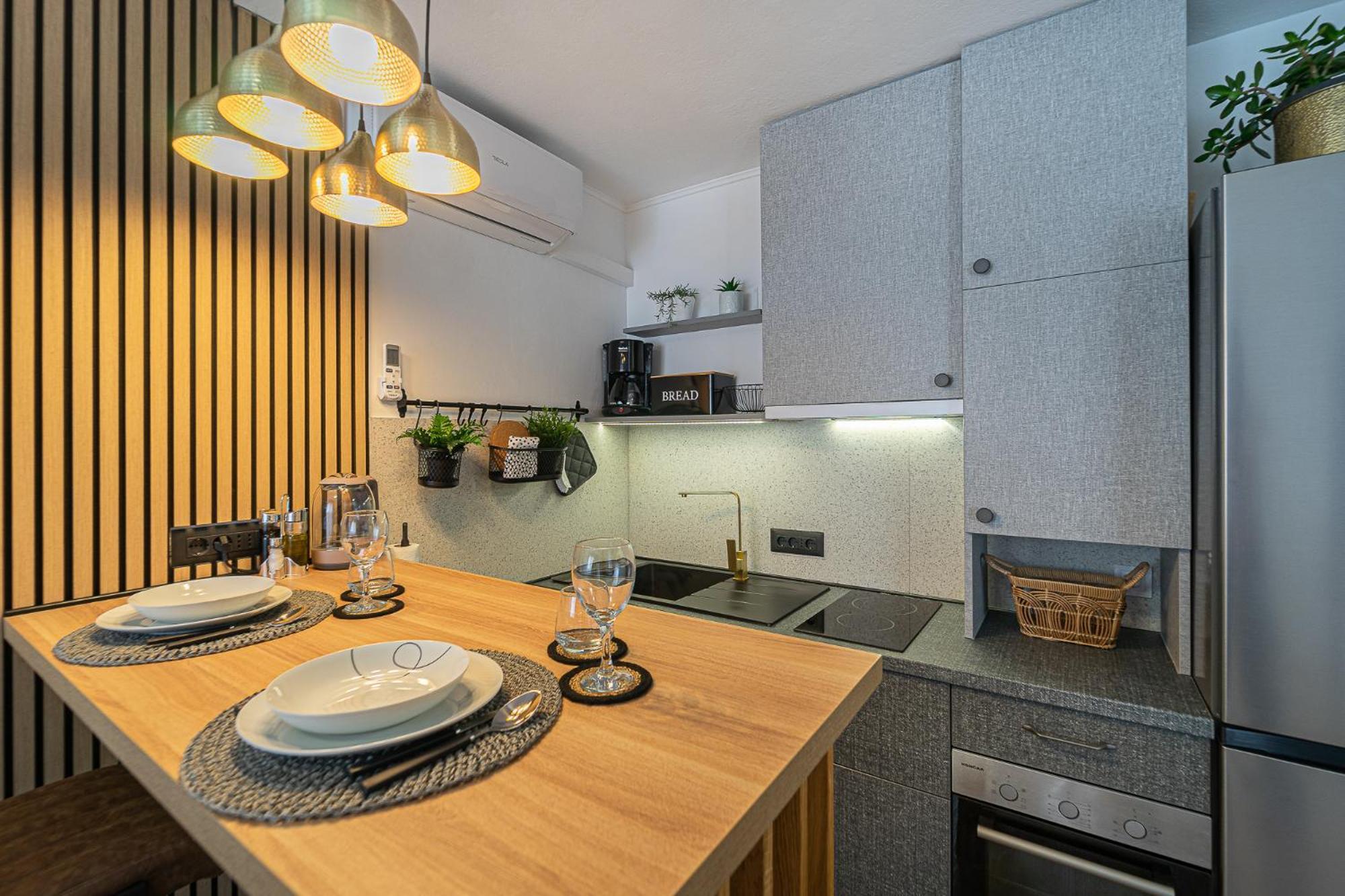 Studio Apartment Lemon & Sun Split Exterior photo